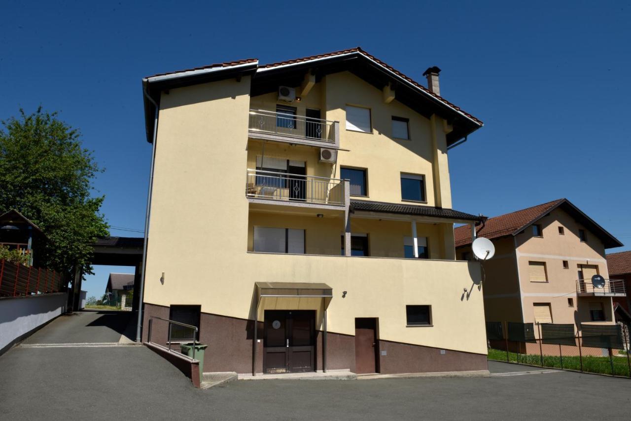 بانيا لوكا Apartmani I Bungalovi Trojka المظهر الخارجي الصورة