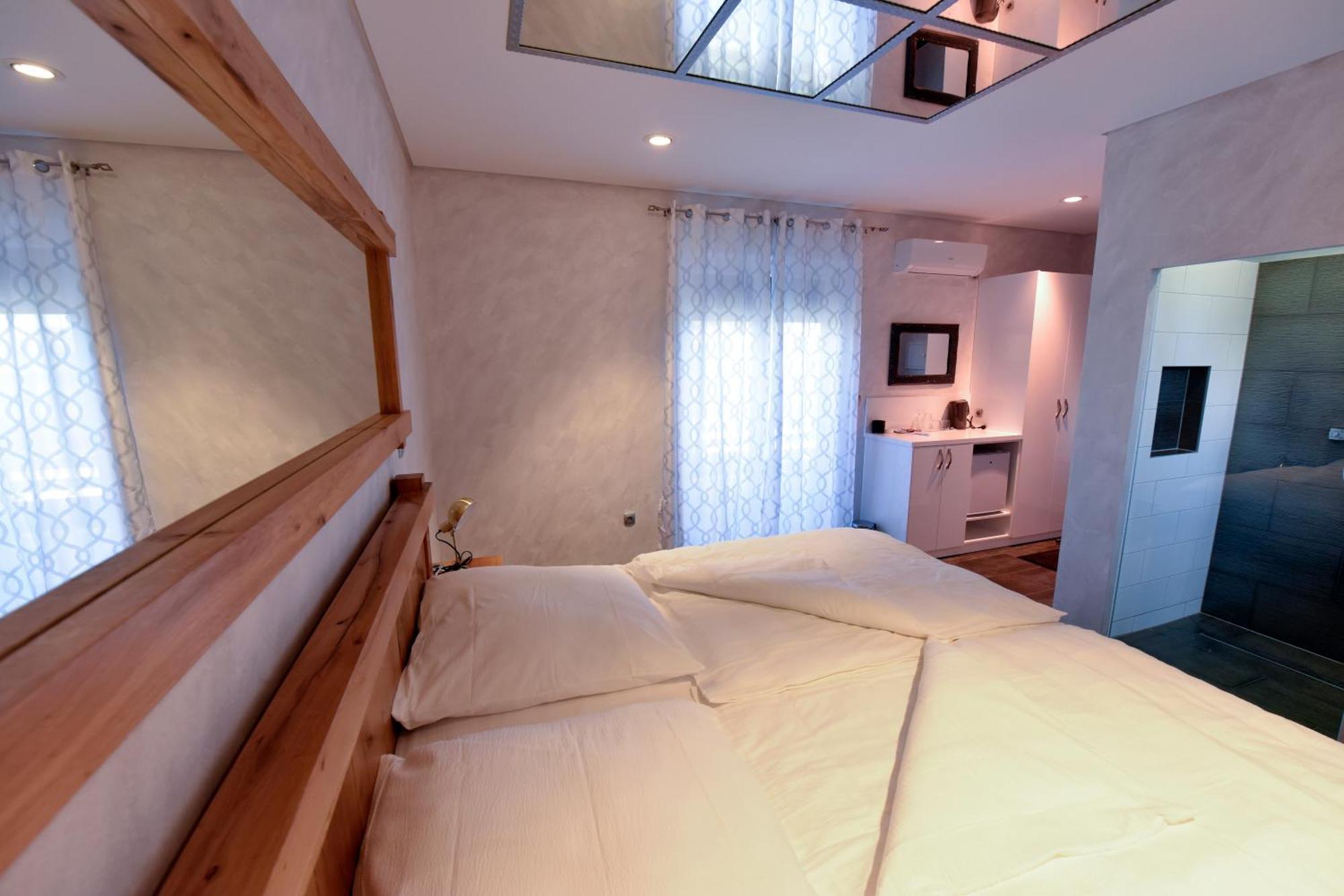 بانيا لوكا Apartmani I Bungalovi Trojka الغرفة الصورة
